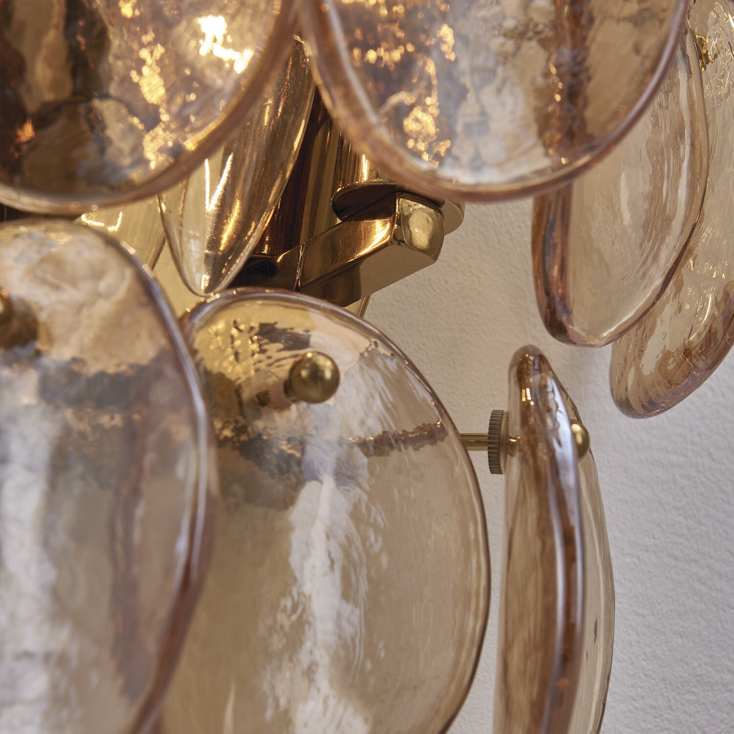 Uroko Wall Sconce Wall Light in Polished Winter Brass