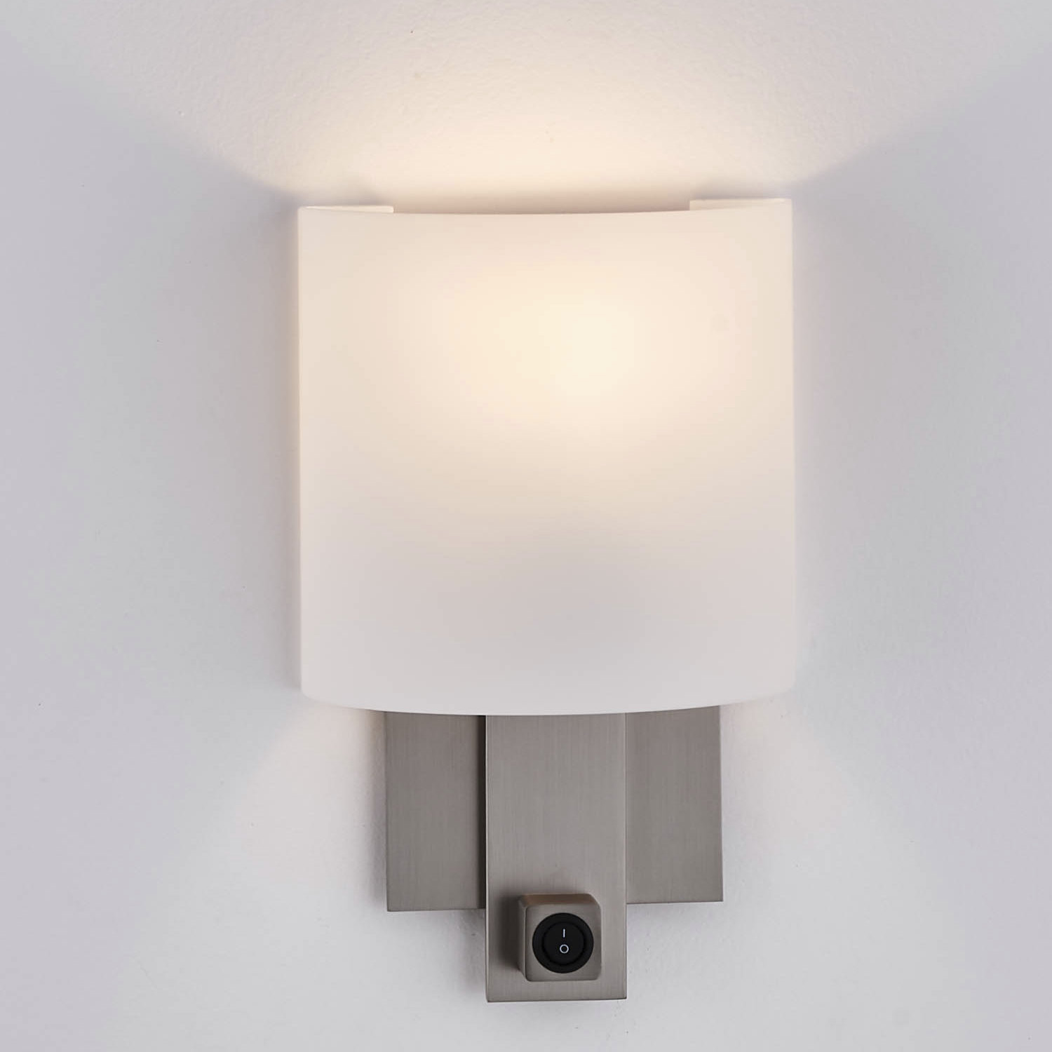 Espille Wall Sconce Wall Light in Satin Nickel